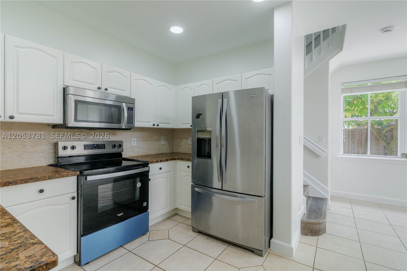 COSTA DORADA - Residential Lease