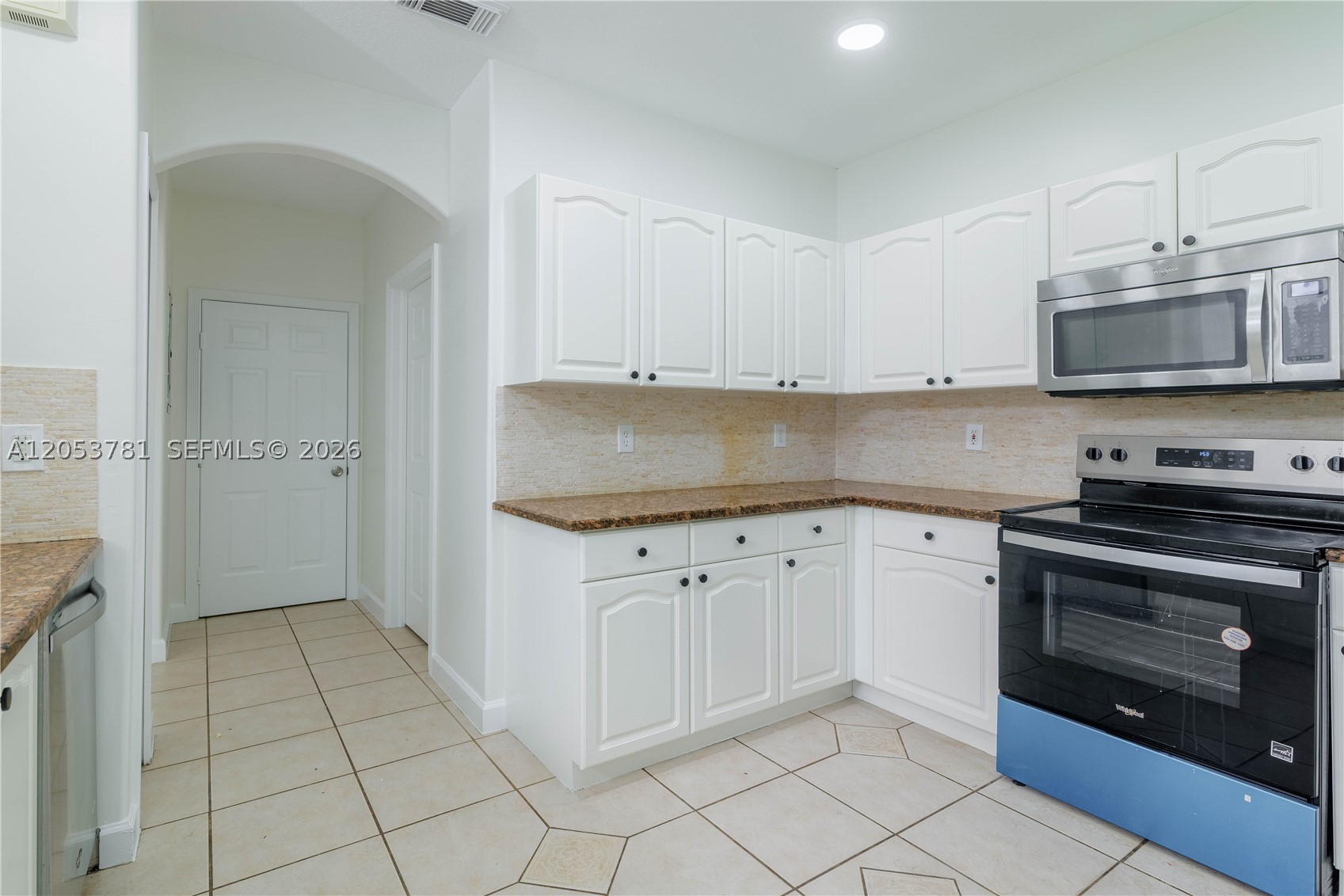 COSTA DORADA - Residential Lease