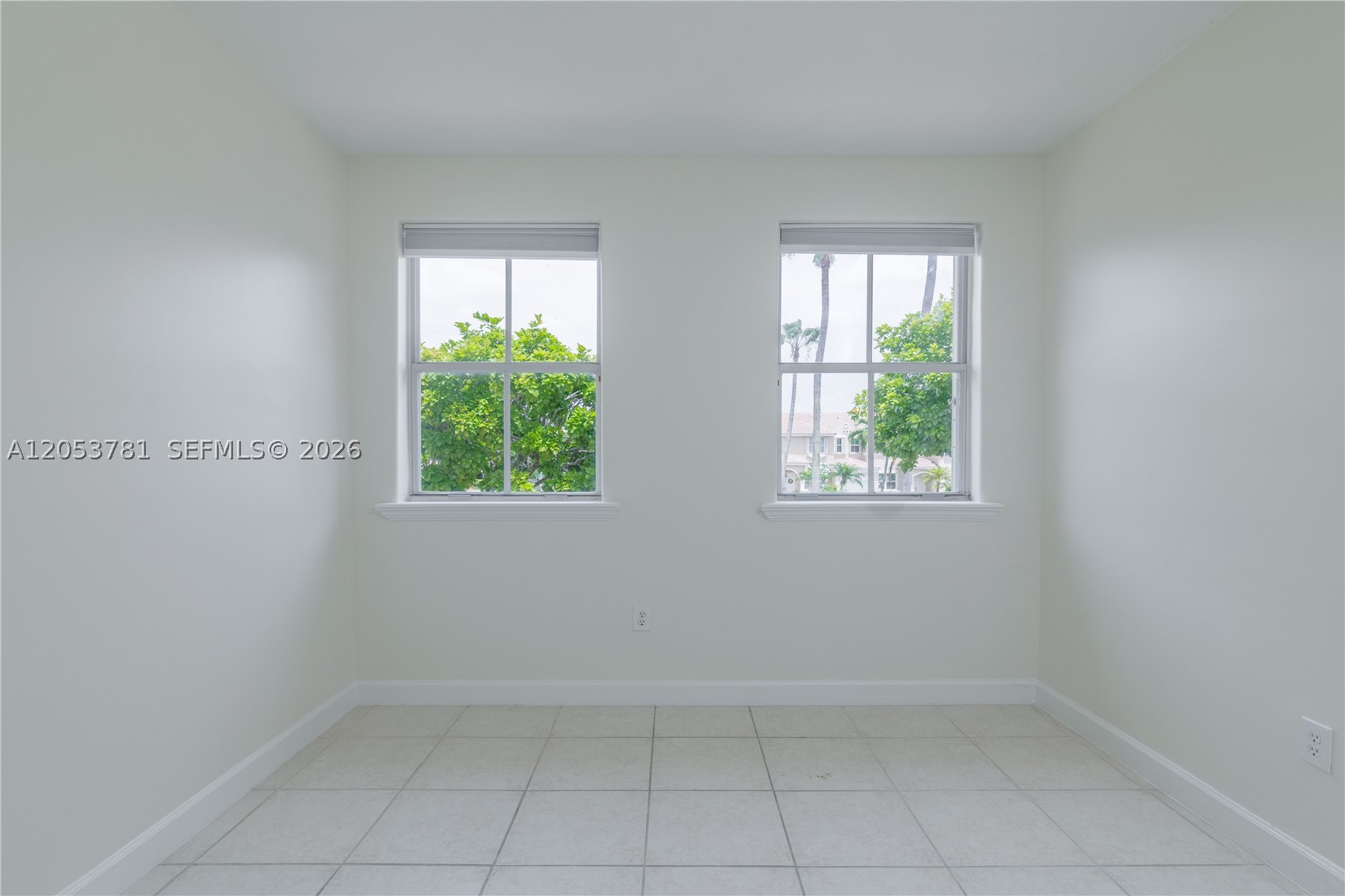 COSTA DORADA - Residential Lease