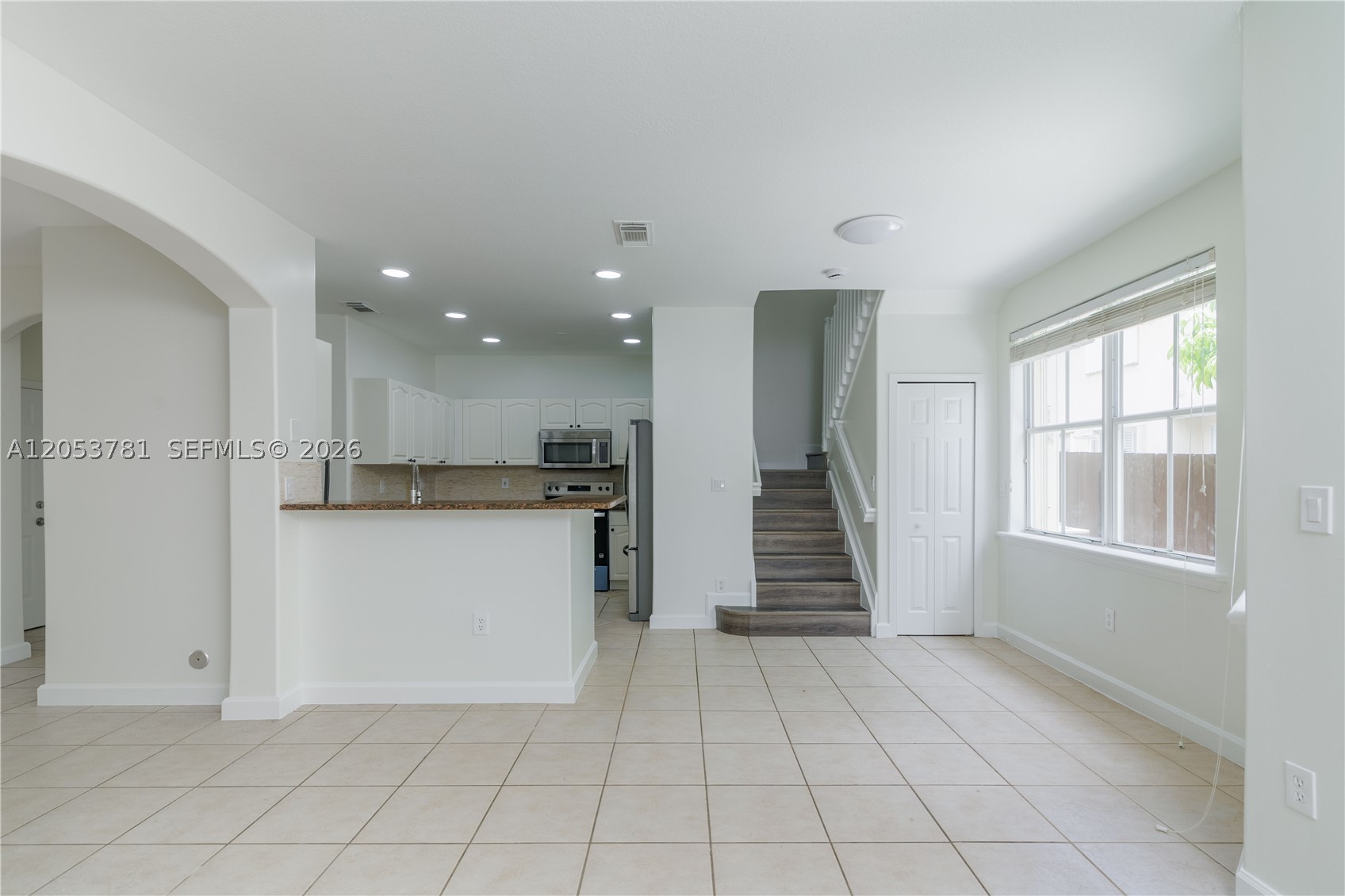 COSTA DORADA - Residential Lease