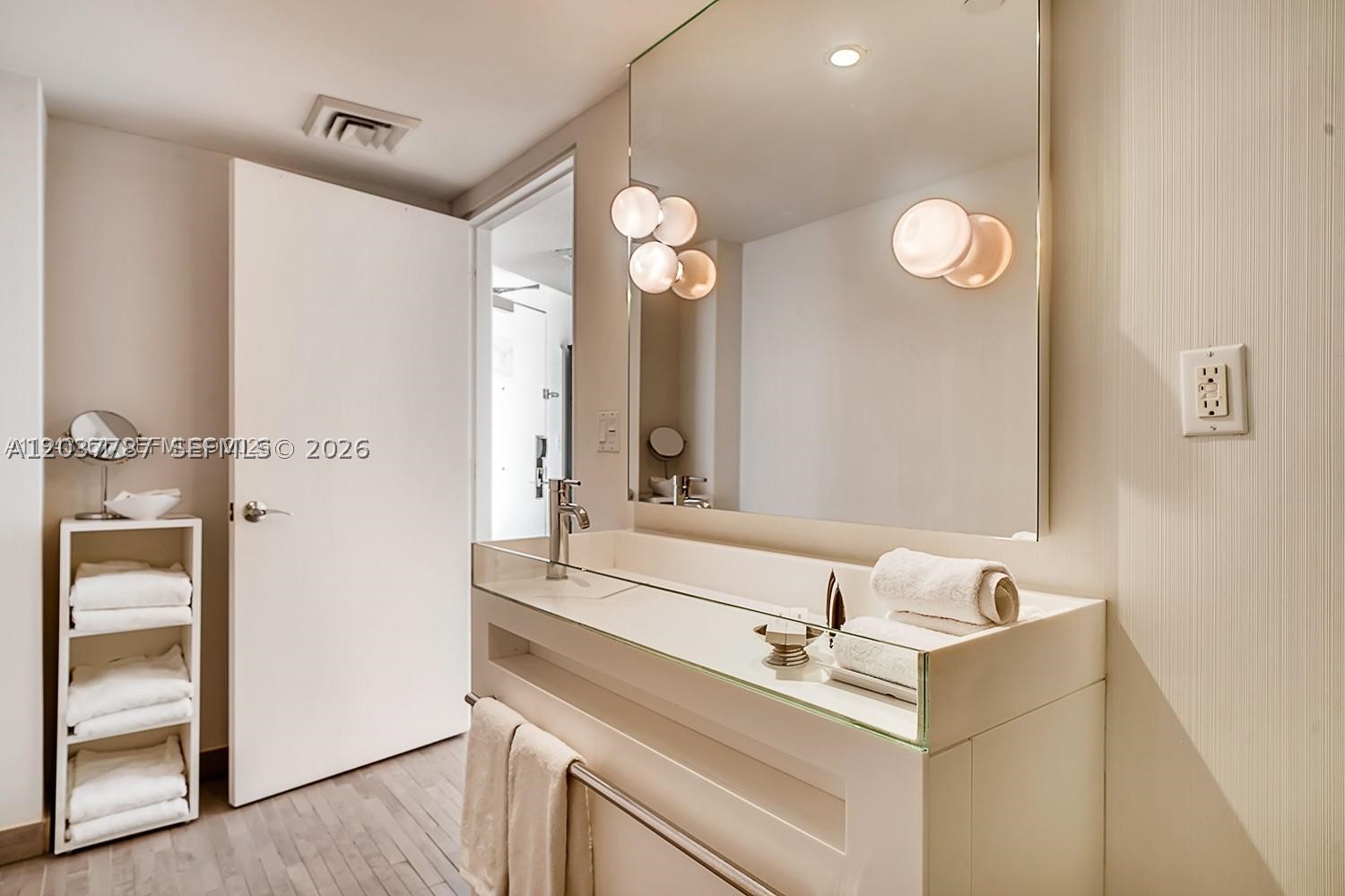 1100 WEST CONDO - Residential Lease