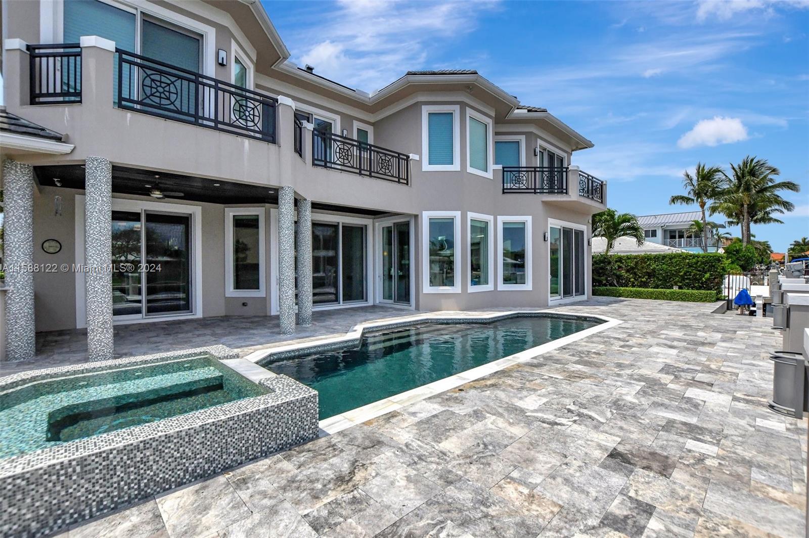 BLUE INLET - Residential
