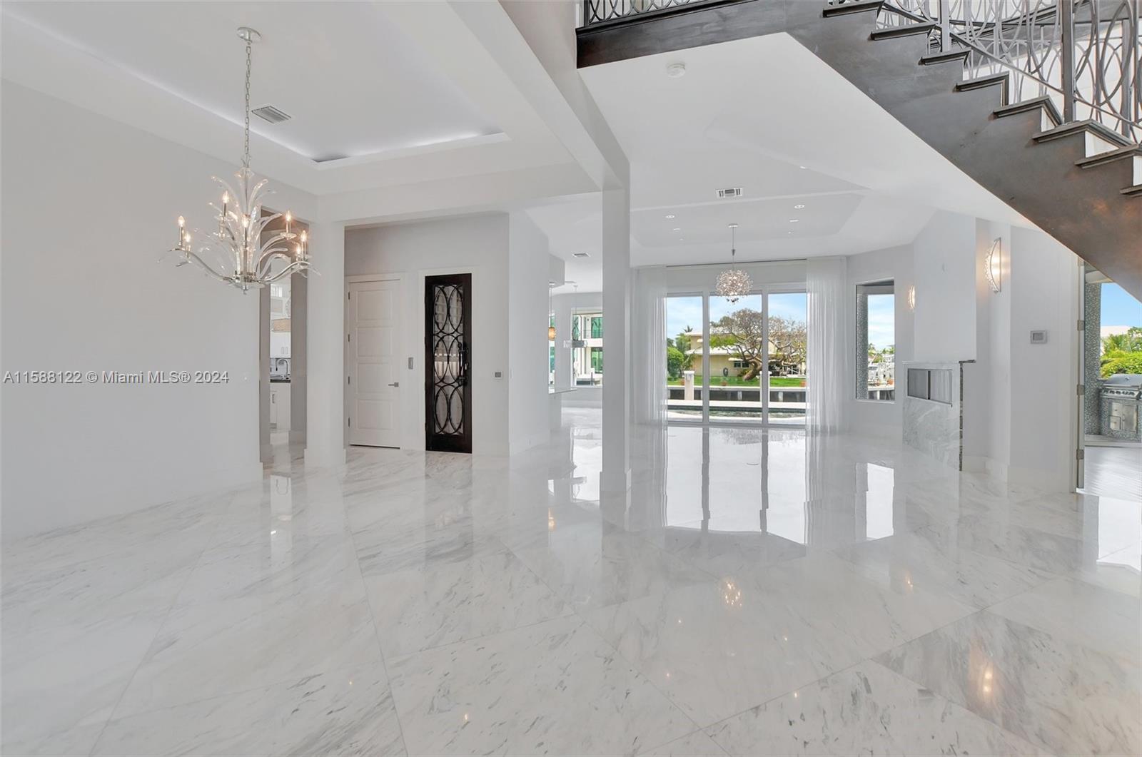 BLUE INLET - Residential