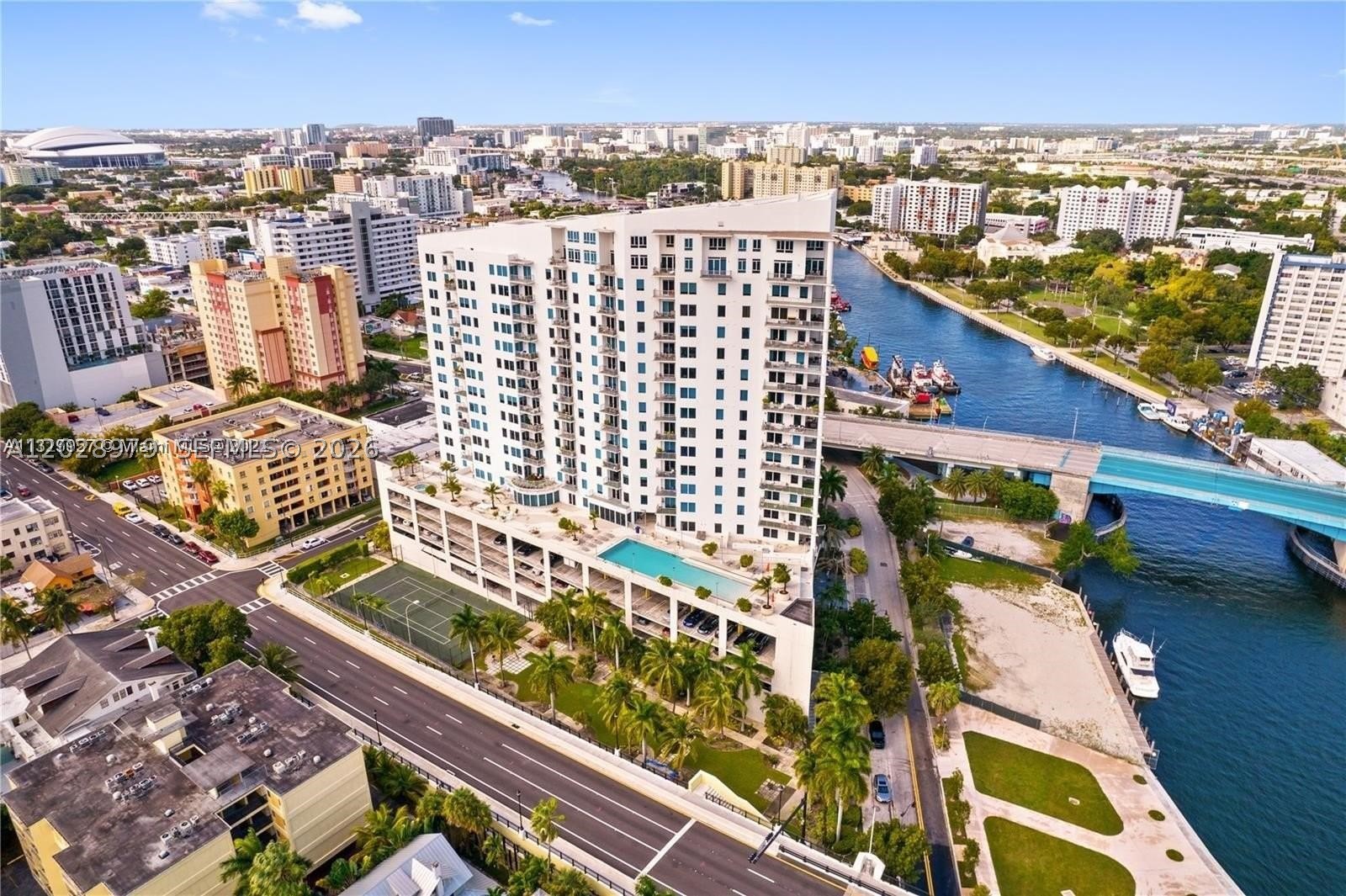 NEO CONDO - Residential