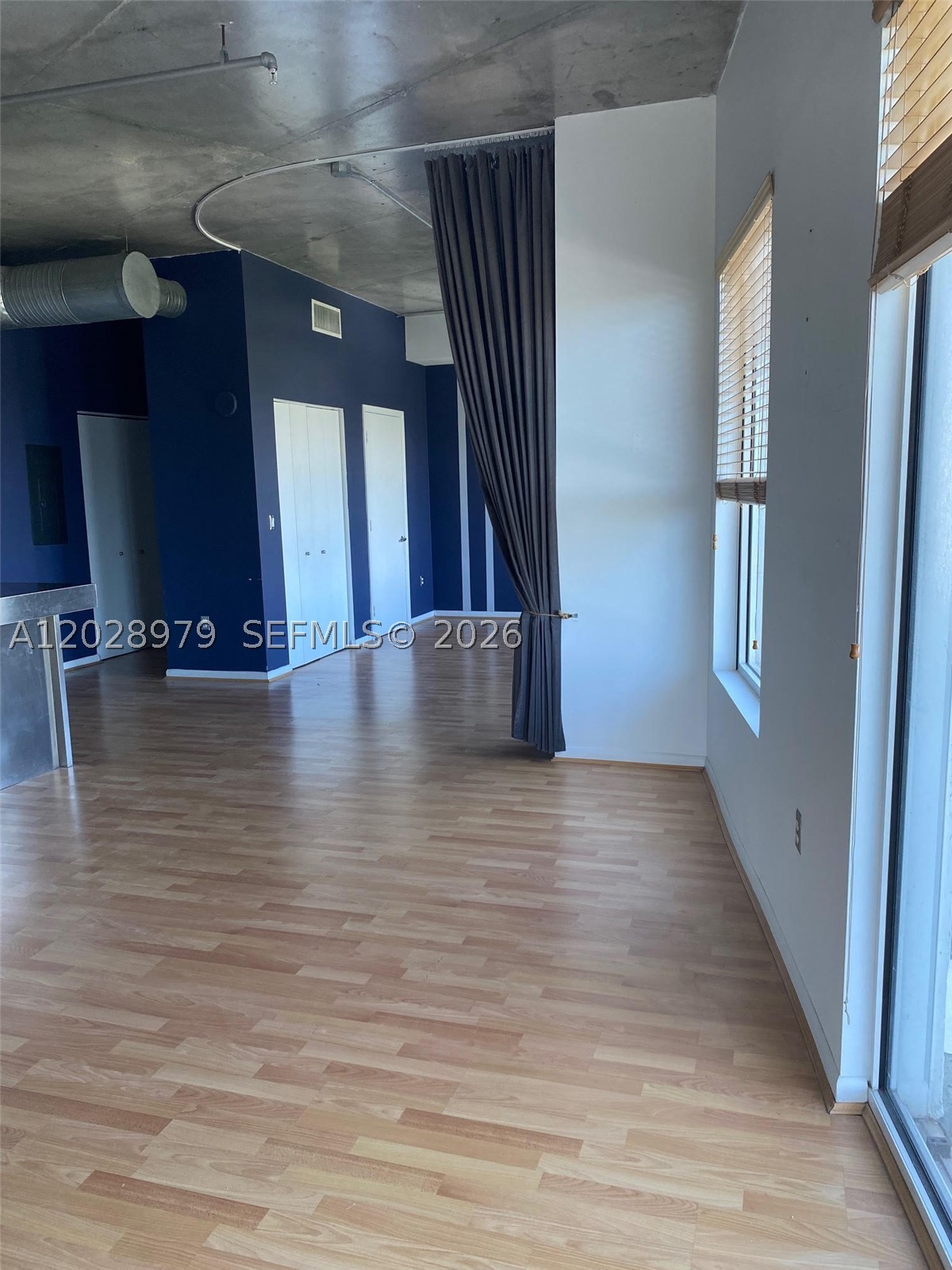 NEO CONDO - Residential