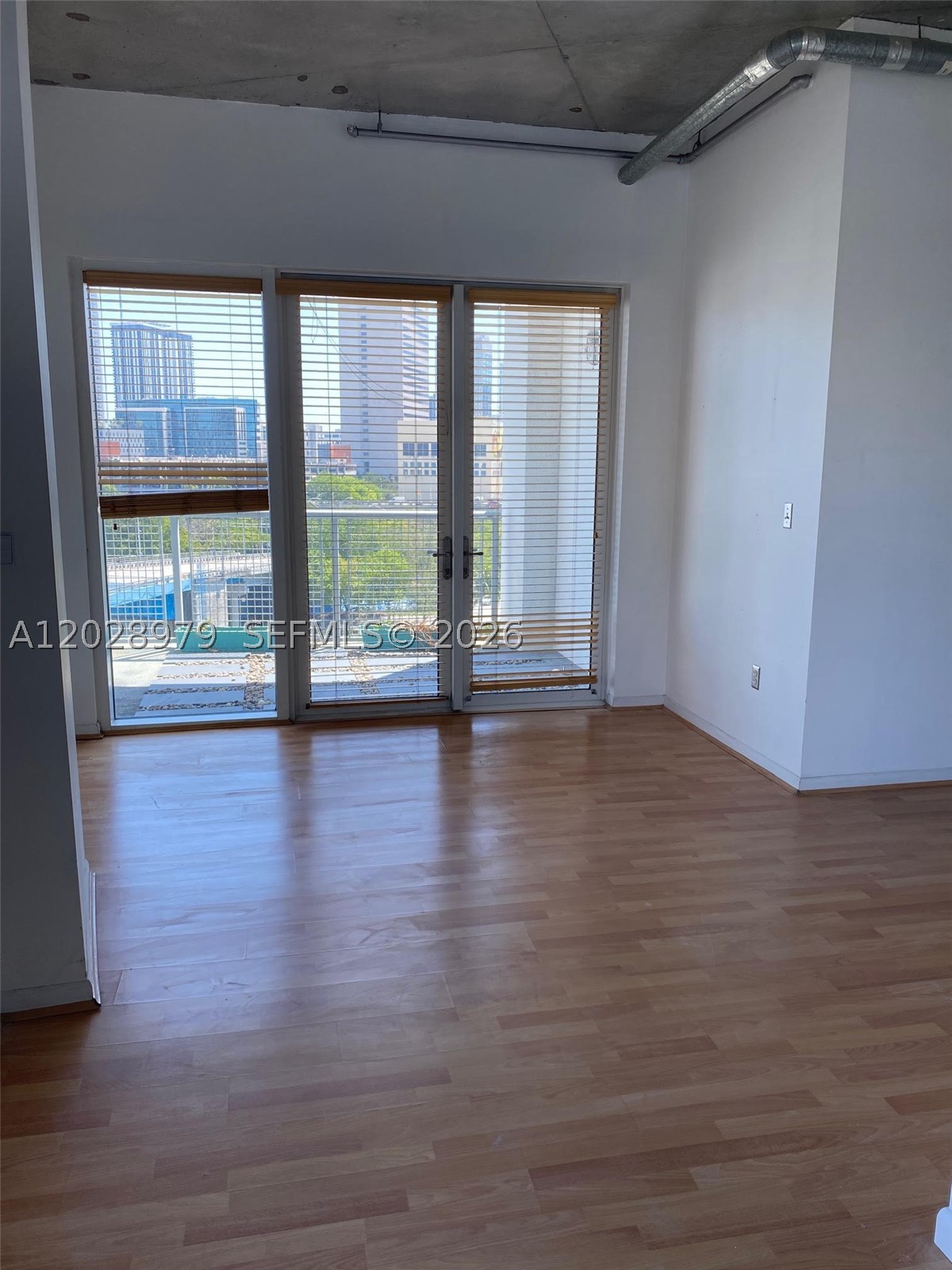 NEO CONDO - Residential