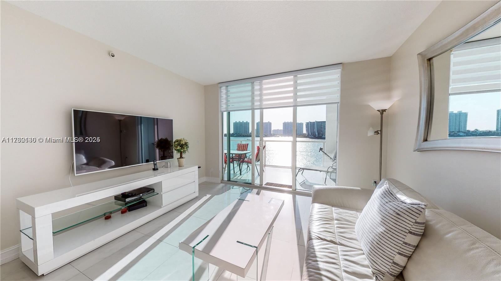 MARINA BAY CLUB CONDO HOT - Residential Lease