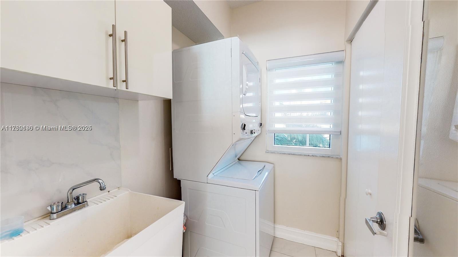 MARINA BAY CLUB CONDO HOT - Residential Lease