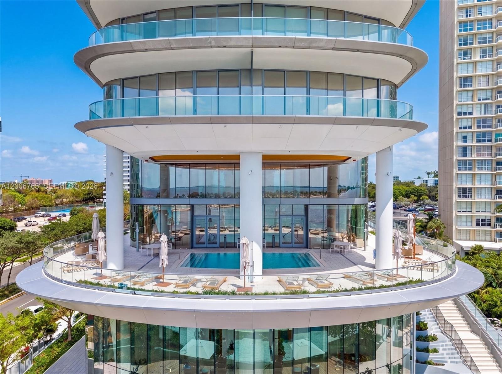UNA RESIDENCES - Residential