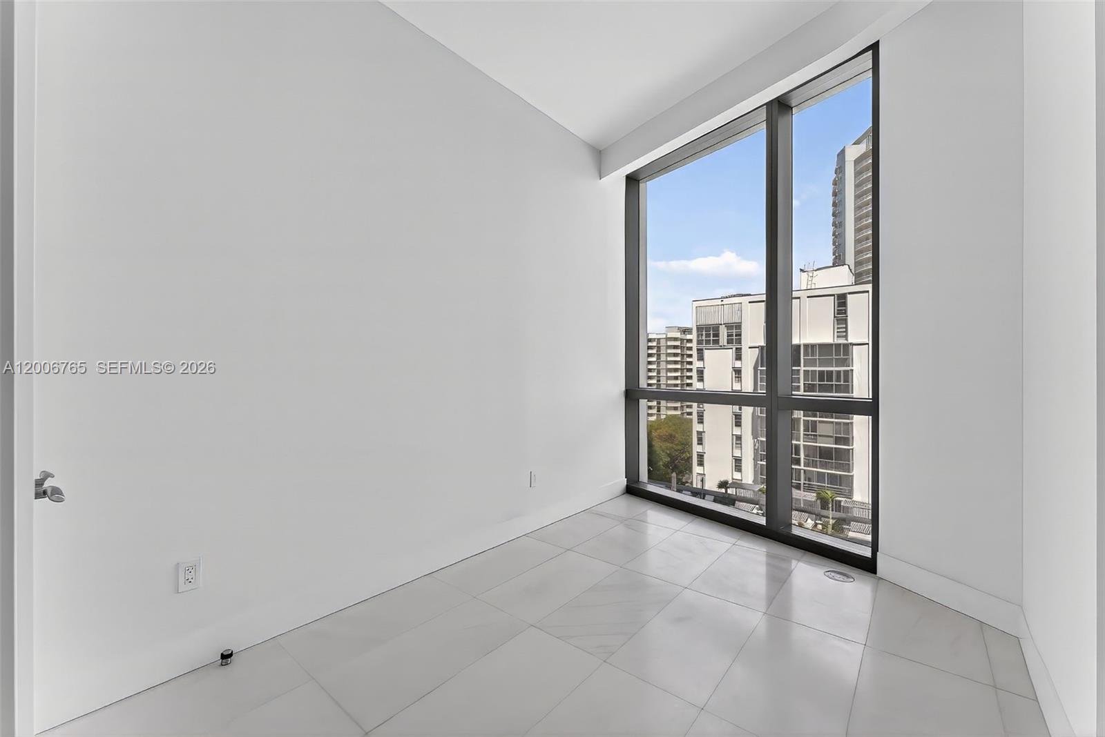 UNA RESIDENCES - Residential