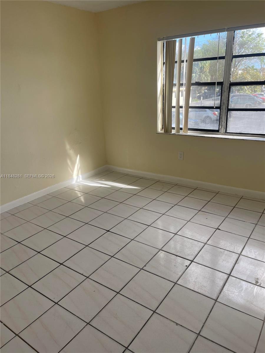 KINGS COVE CONDO - Residential