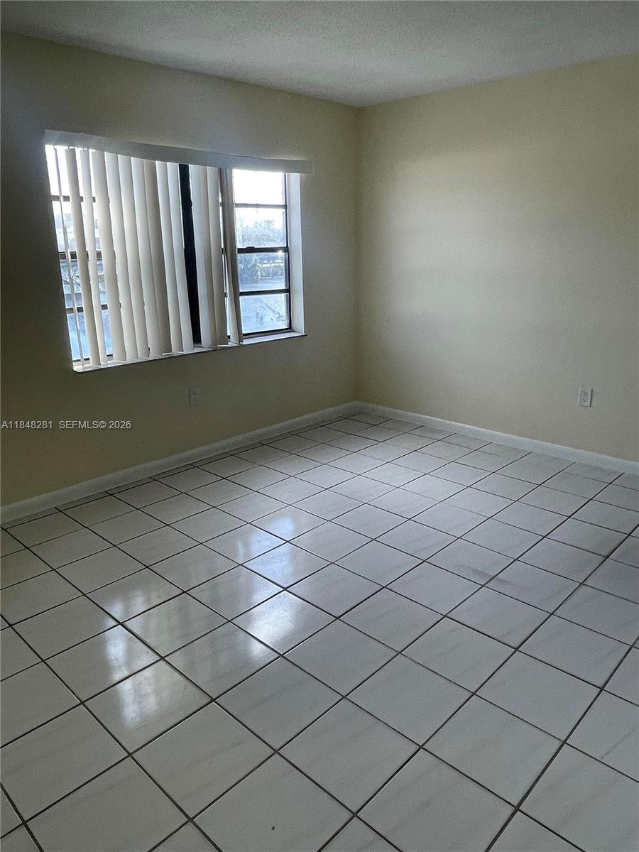 KINGS COVE CONDO - Residential