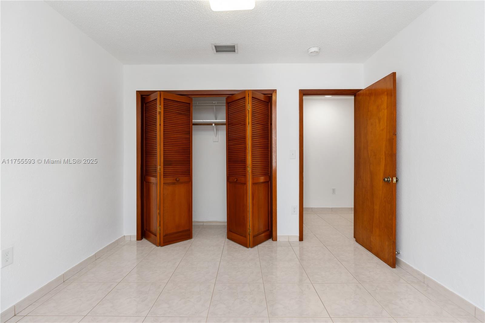 W FLAGLER PK - Residential