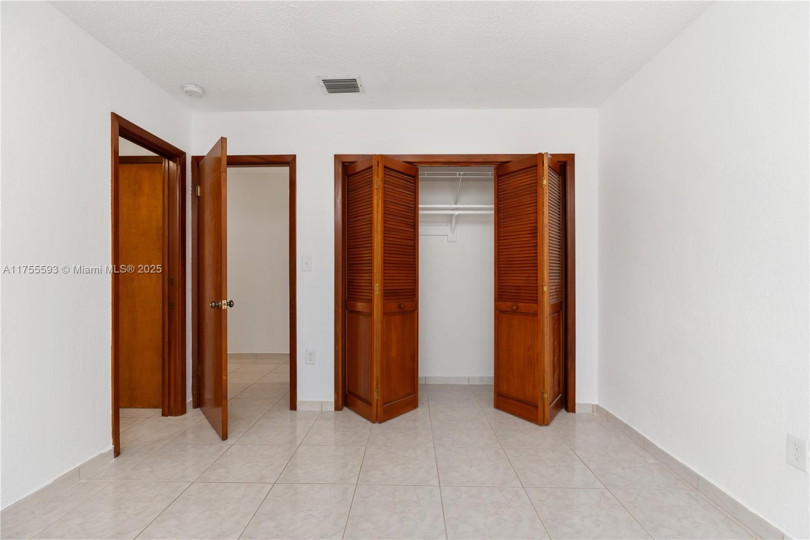 W FLAGLER PK - Residential