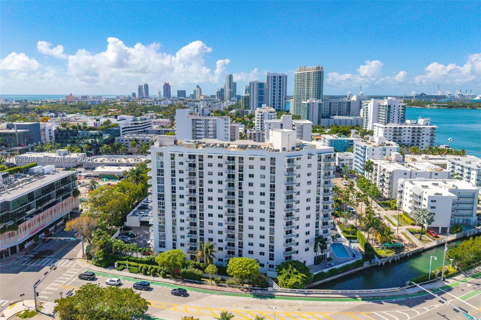 WEST BAY PLAZA CONDO - Residential