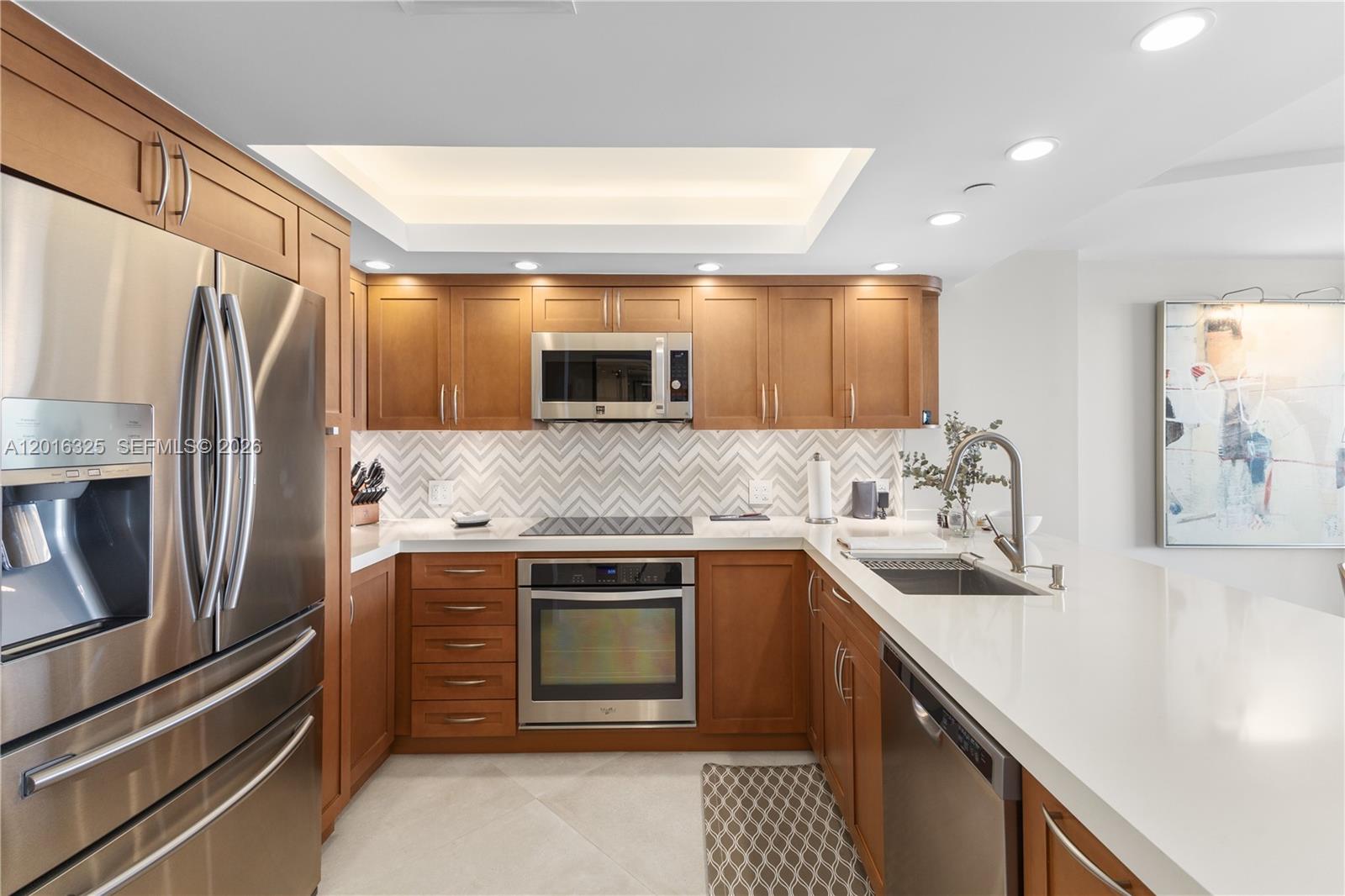 CLUB ATLANTIS CONDO - Residential