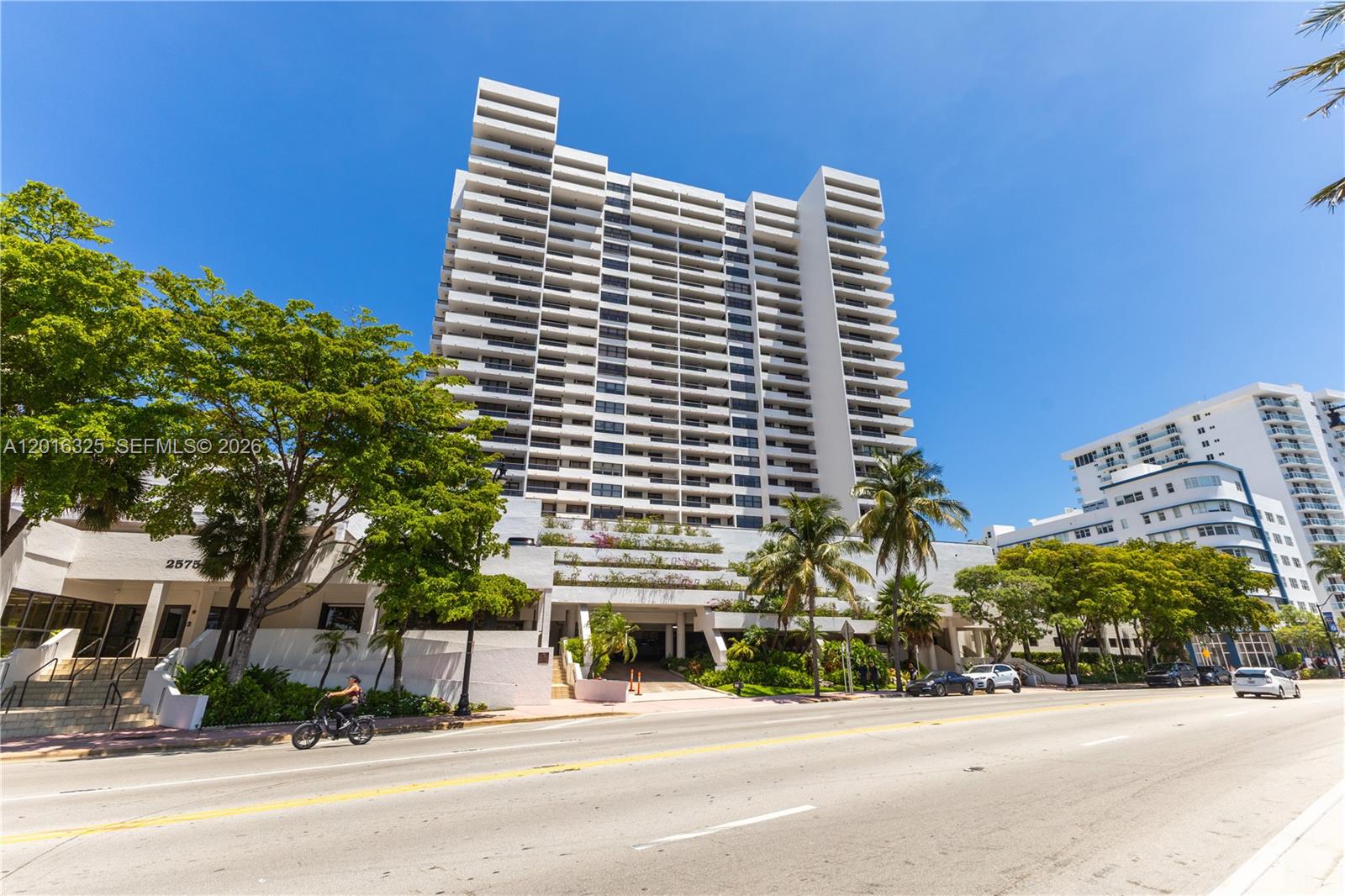 CLUB ATLANTIS CONDO - Residential