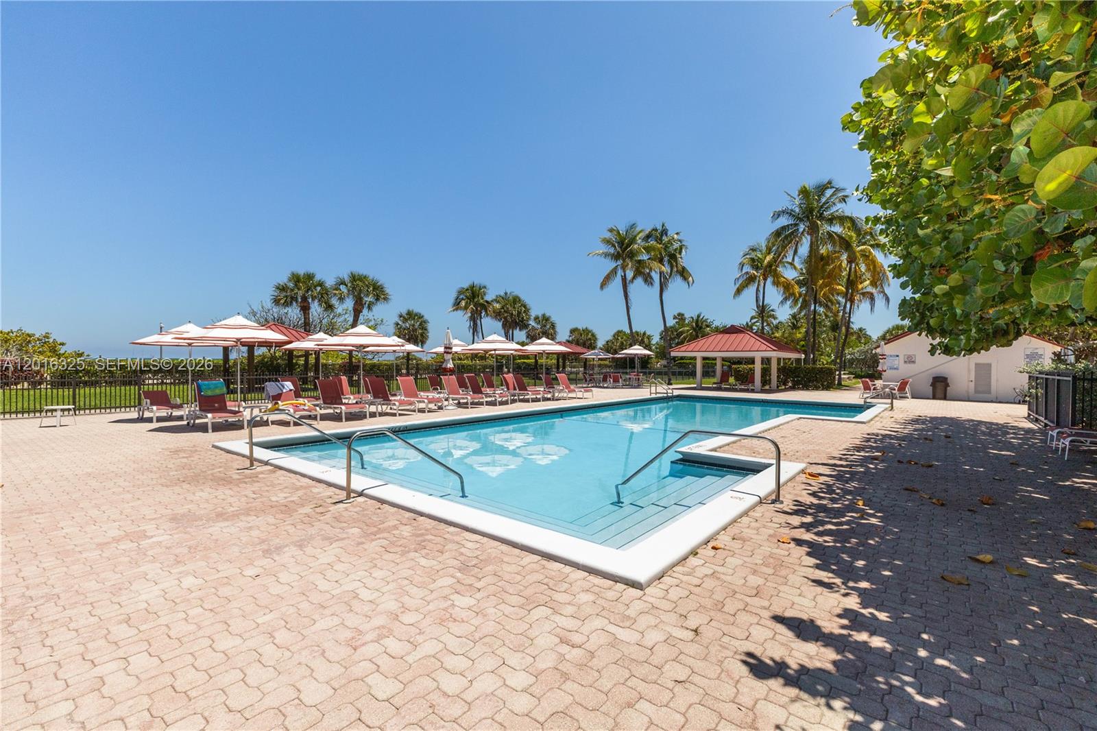 CLUB ATLANTIS CONDO - Residential