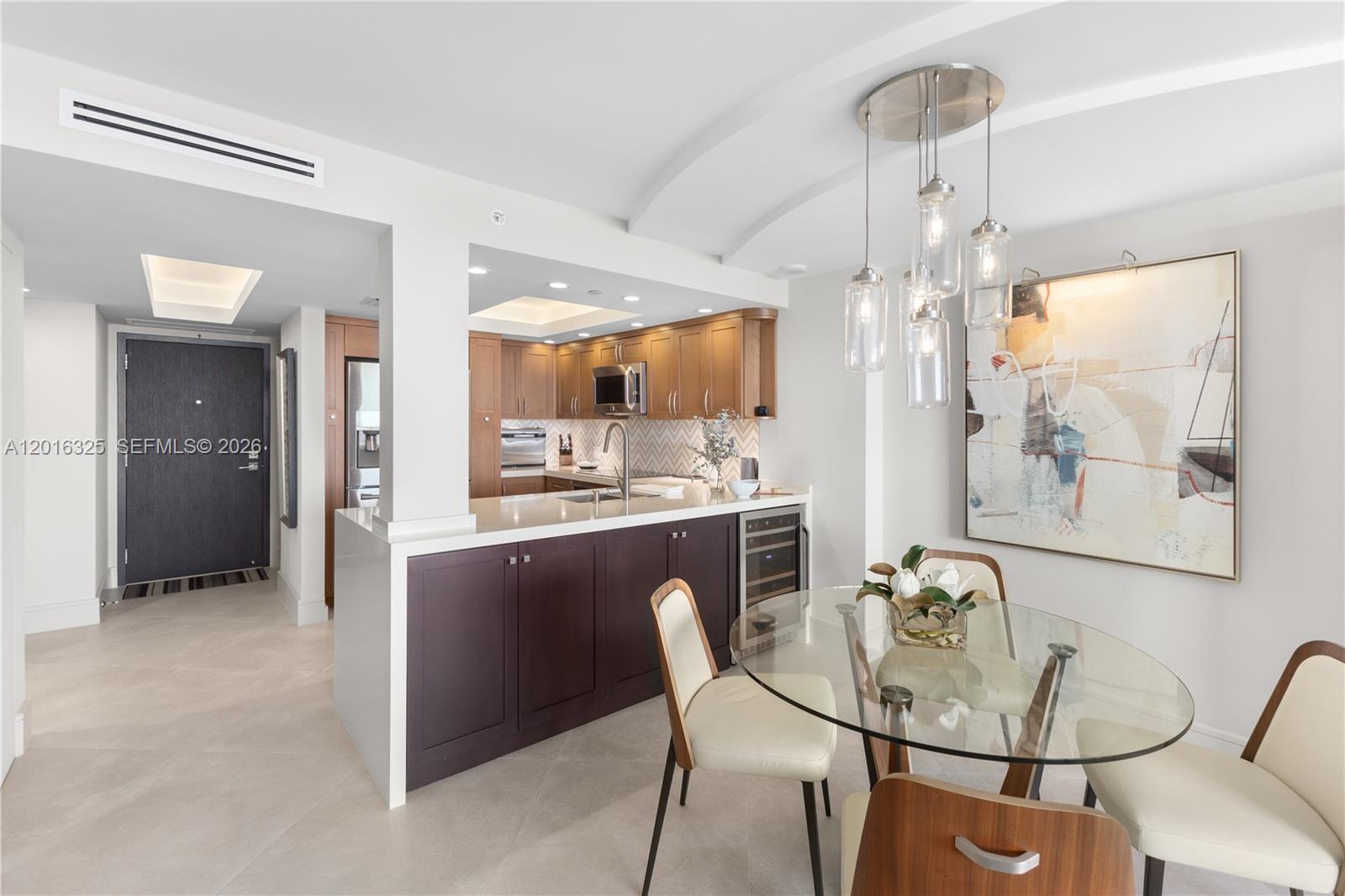 CLUB ATLANTIS CONDO - Residential