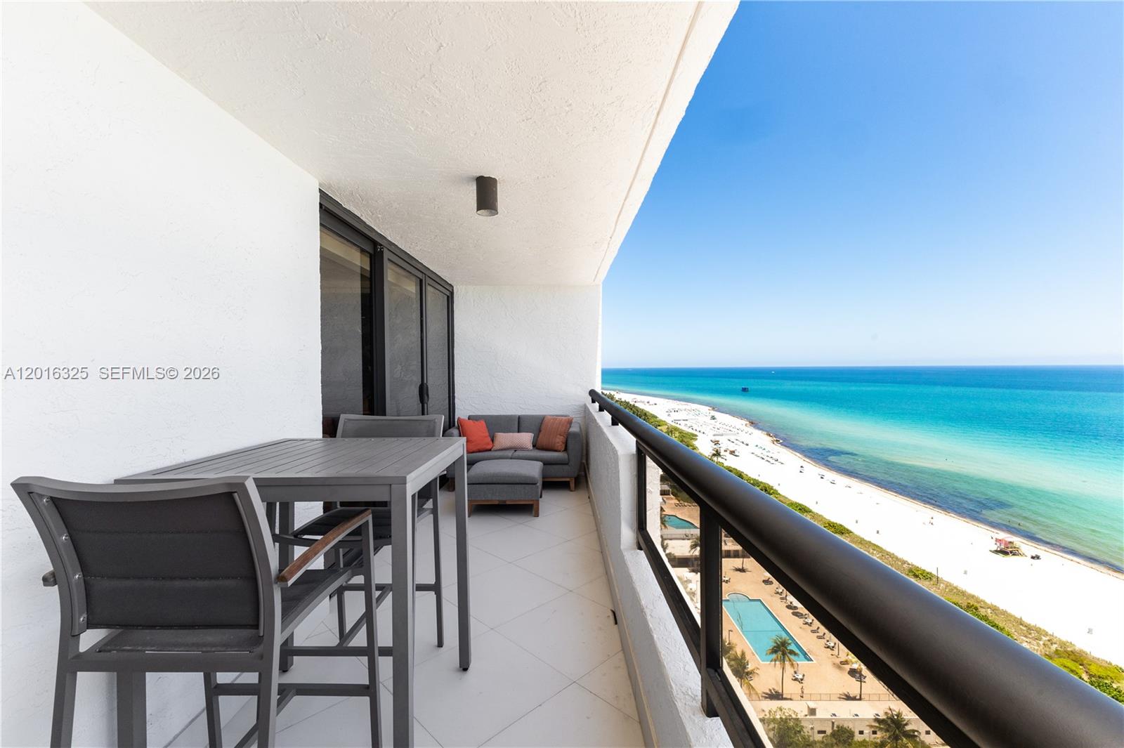 CLUB ATLANTIS CONDO - Residential