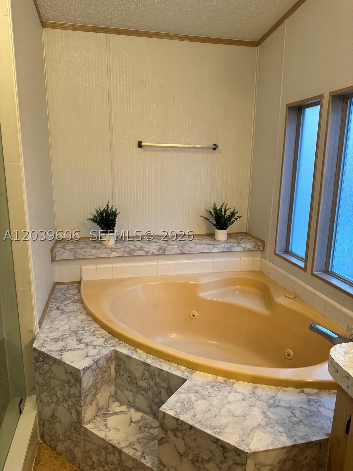 GATEWAY WEST CONDO - Residential