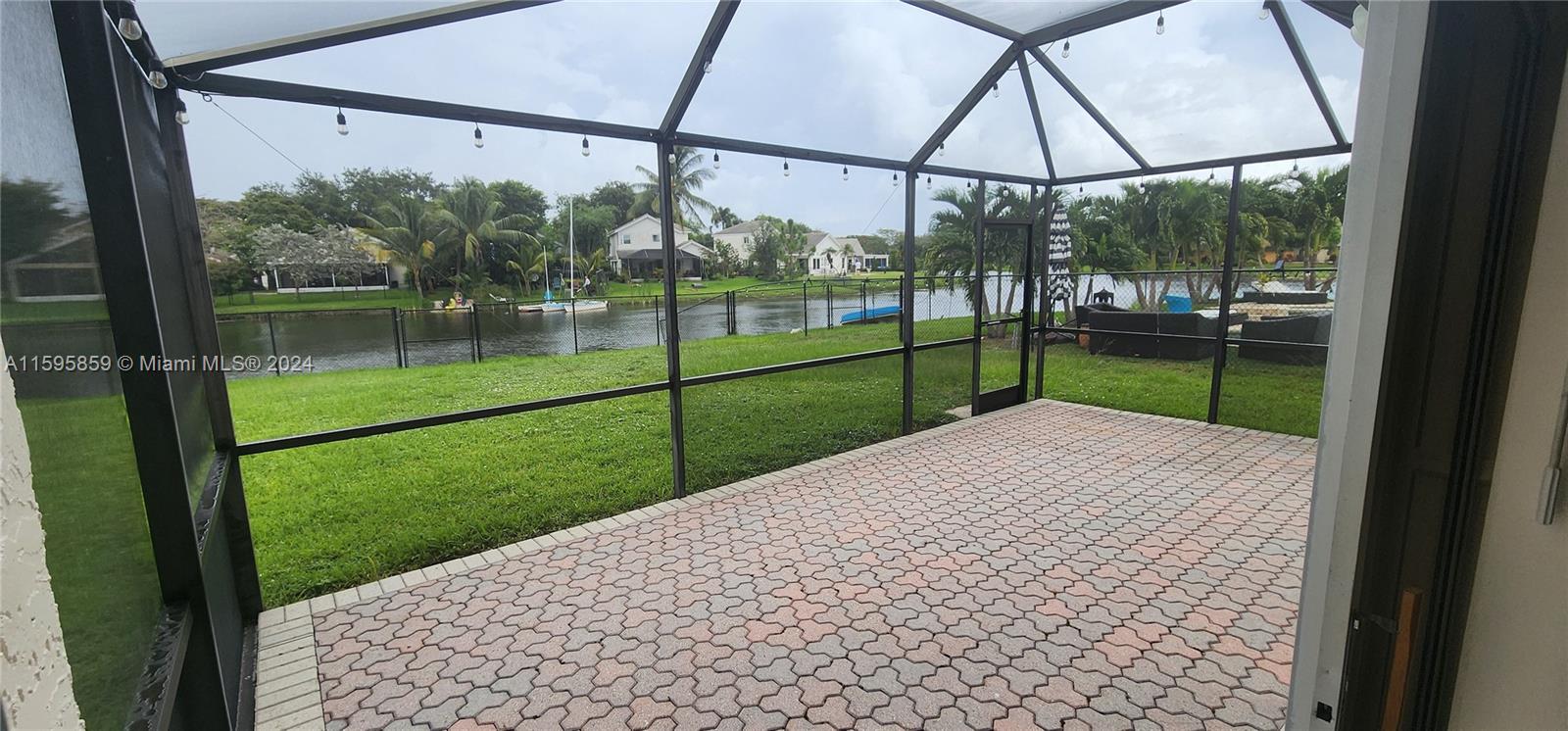 FOREST RIDGE PATIO HOMES - Residential Lease