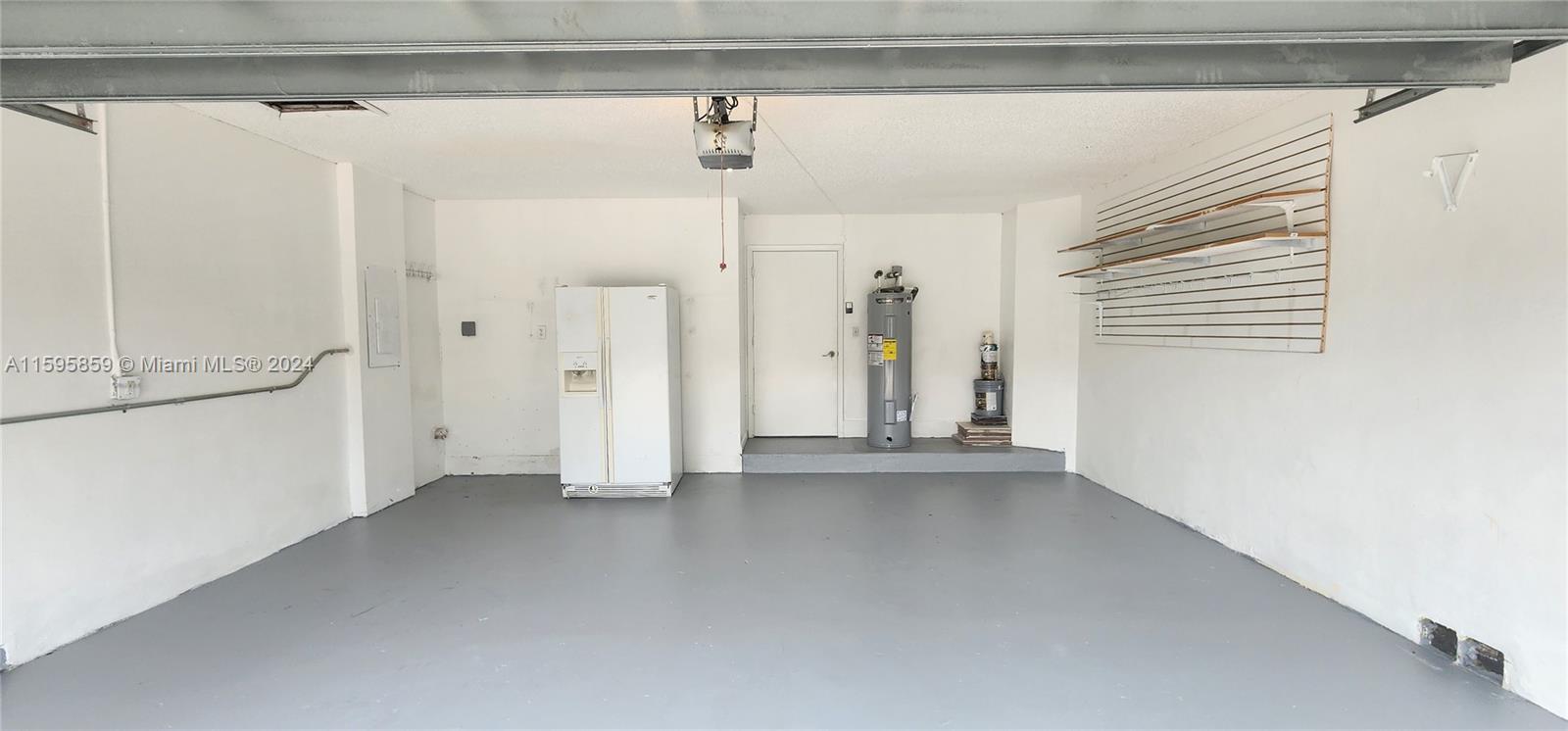 FOREST RIDGE PATIO HOMES - Residential Lease