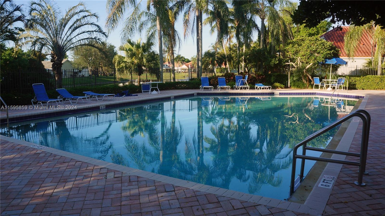 FOREST RIDGE PATIO HOMES - Residential Lease