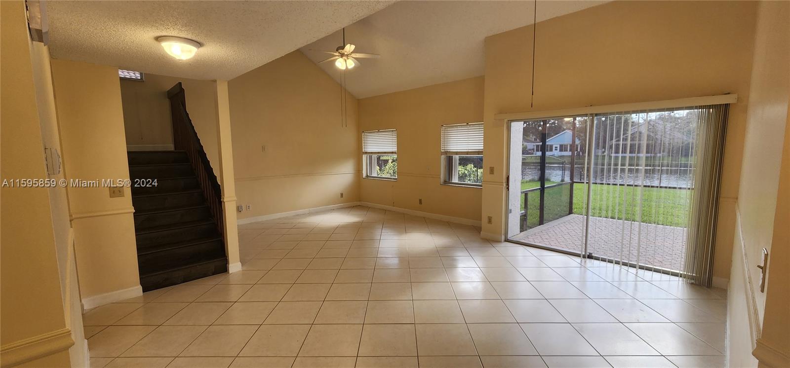 FOREST RIDGE PATIO HOMES - Residential Lease