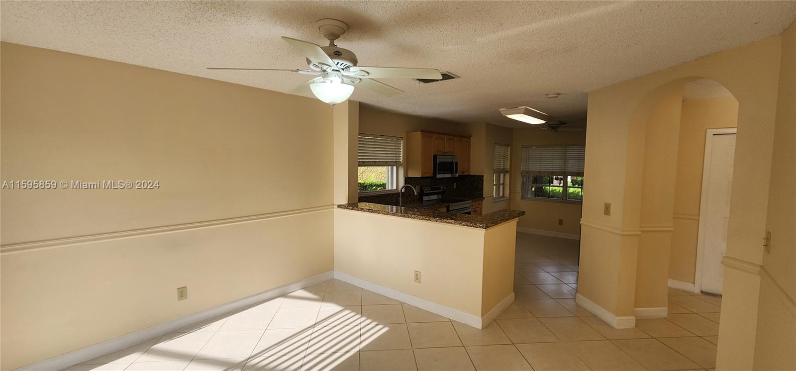FOREST RIDGE PATIO HOMES - Residential Lease