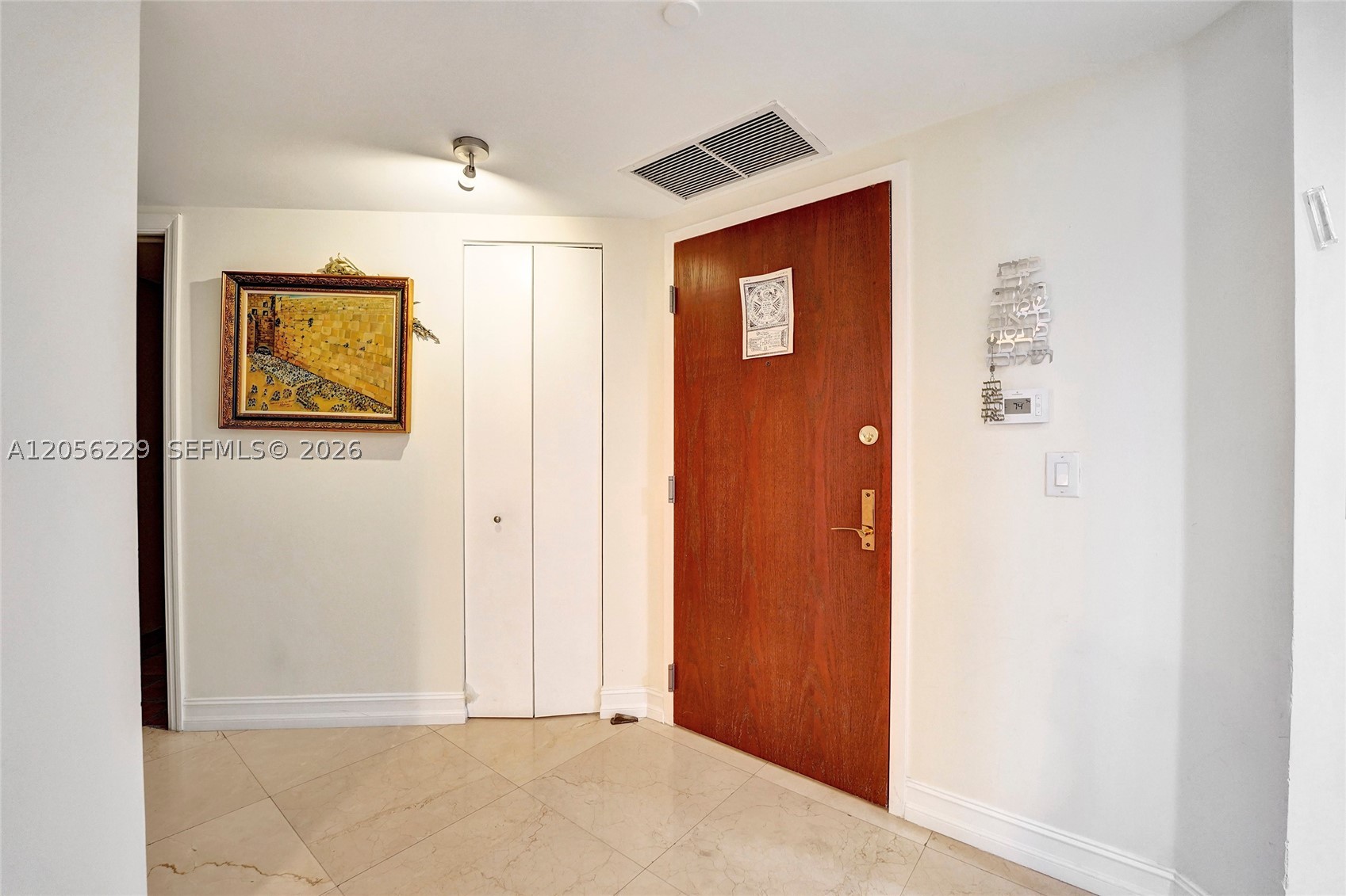 SOLIMAR CONDO - Residential