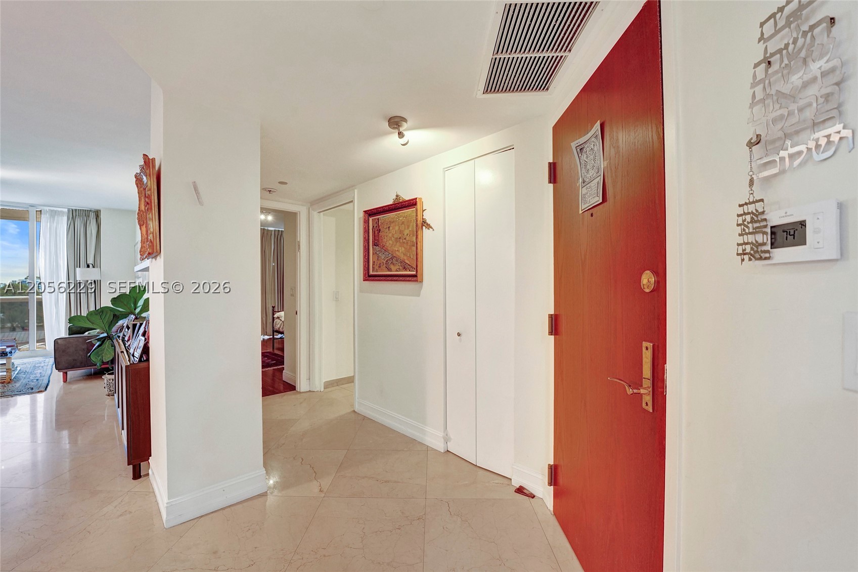 SOLIMAR CONDO - Residential