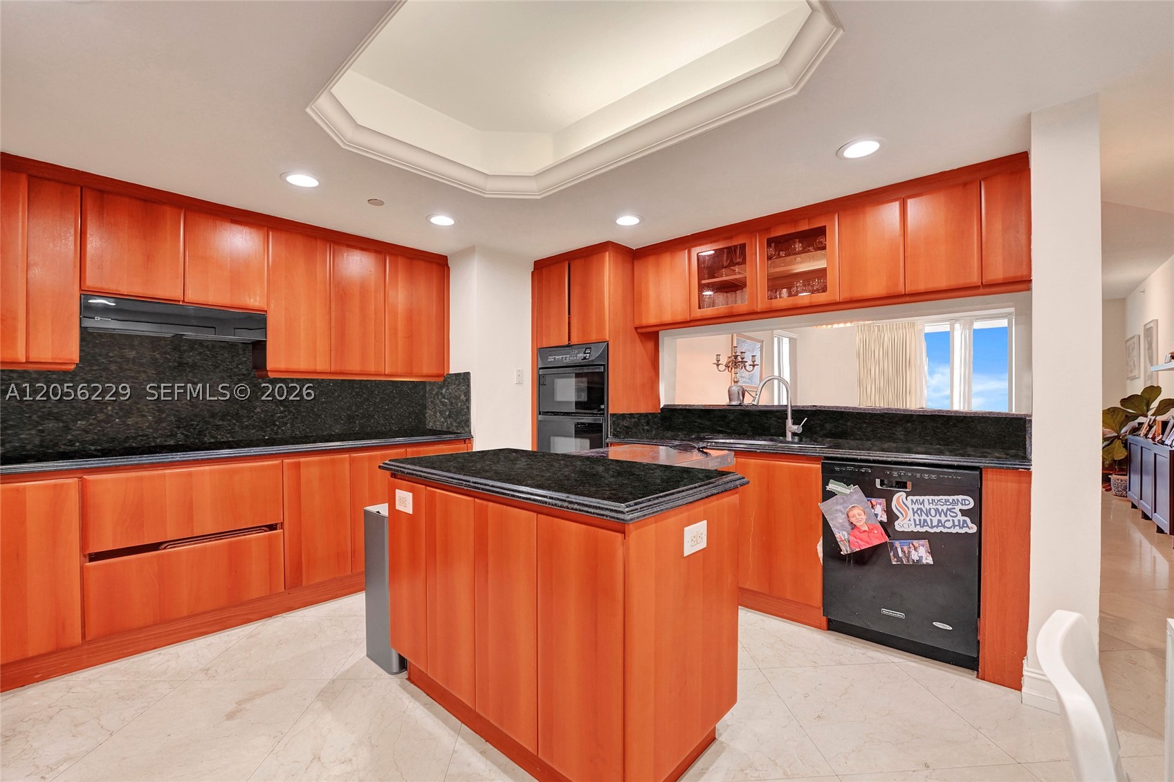 SOLIMAR CONDO - Residential