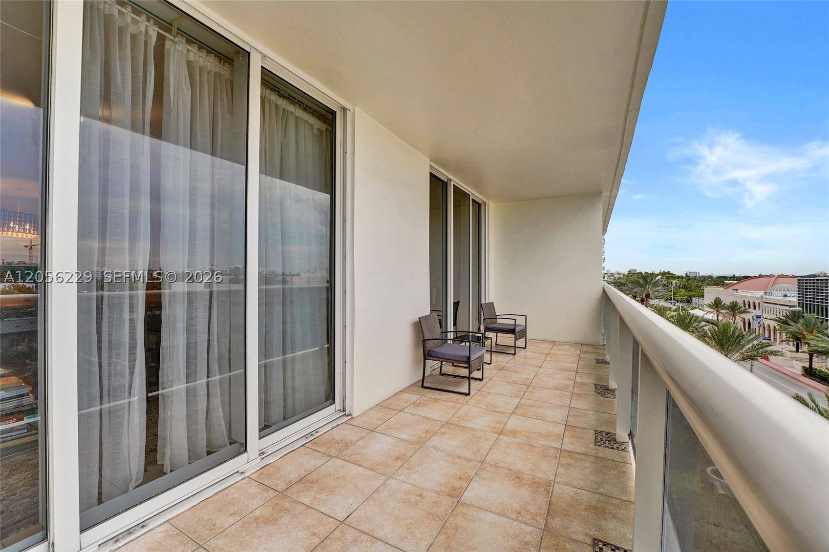 SOLIMAR CONDO - Residential