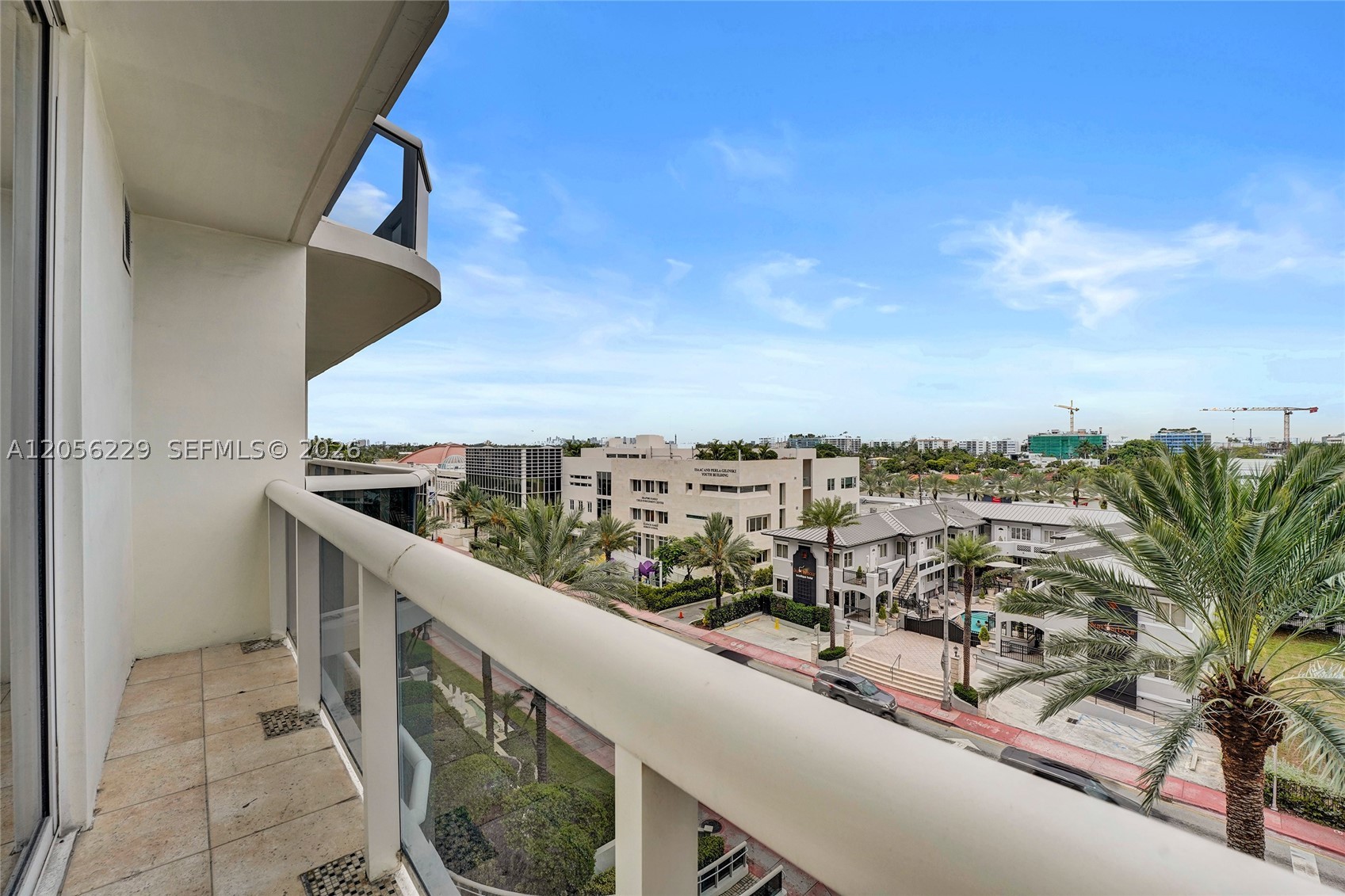 SOLIMAR CONDO - Residential