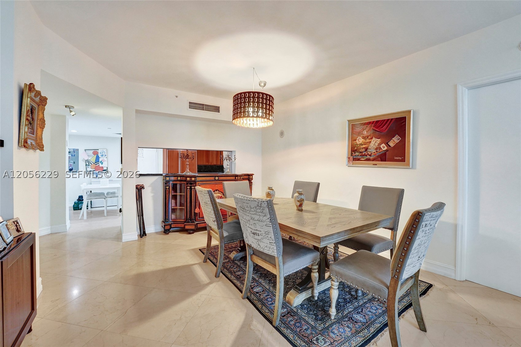 SOLIMAR CONDO - Residential