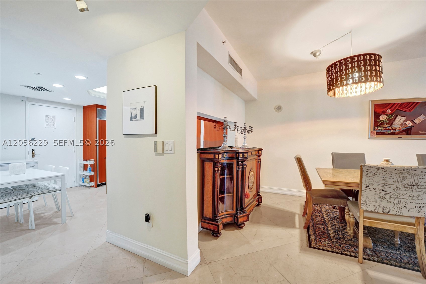 SOLIMAR CONDO - Residential