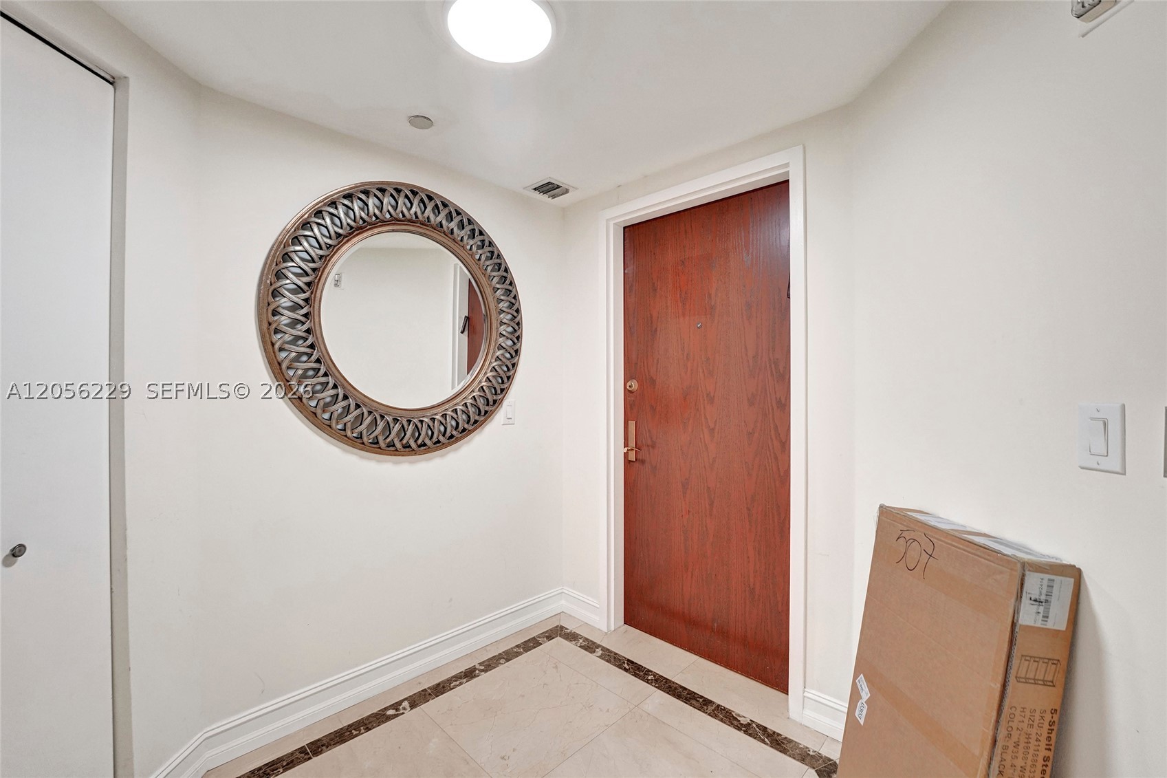 SOLIMAR CONDO - Residential
