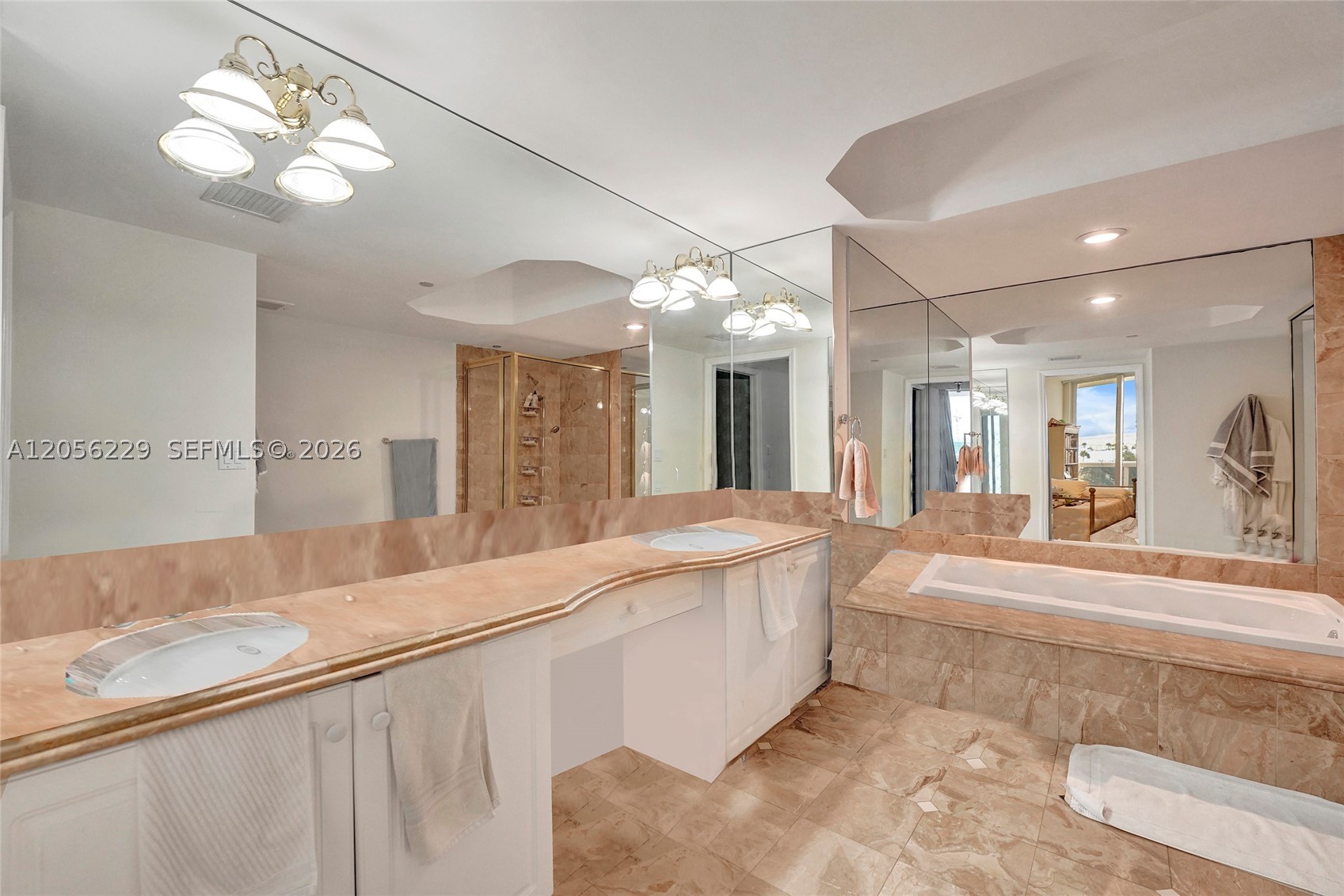 SOLIMAR CONDO - Residential