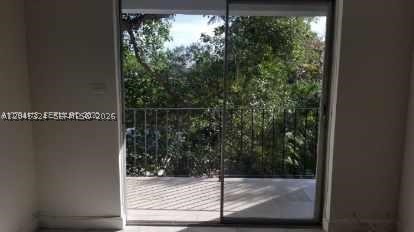 HERITAGE CONDO - Residential Lease