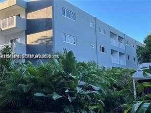 HERITAGE CONDO - Residential Lease