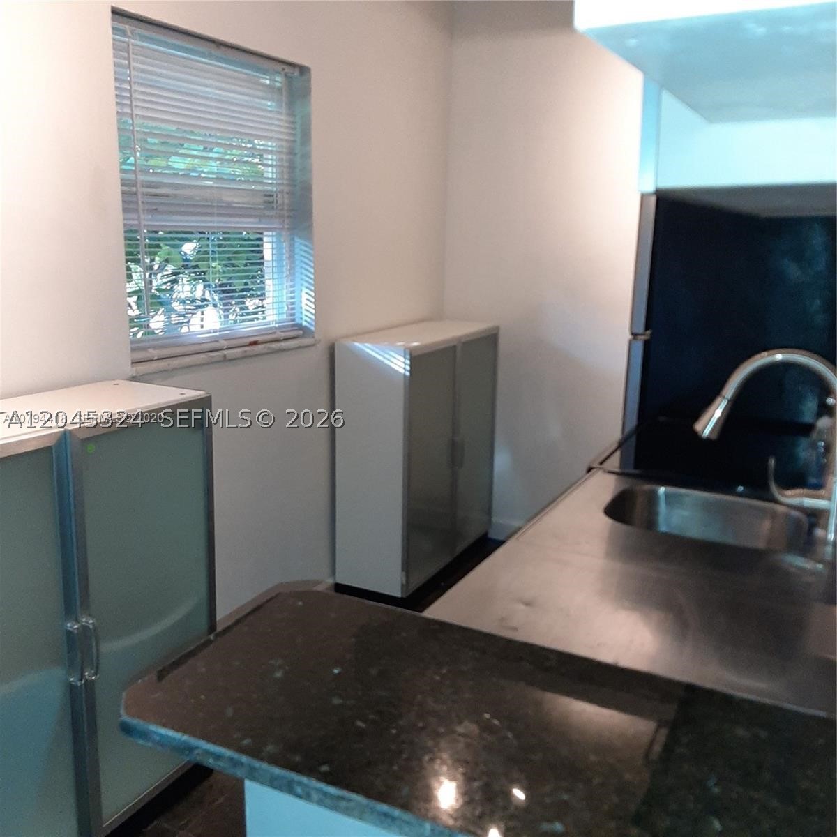 HERITAGE CONDO - Residential Lease