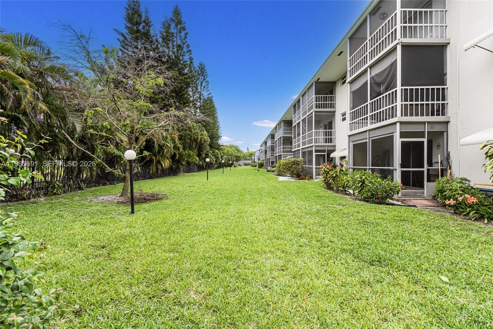HILLCREST NO 4 CONDO - Residential