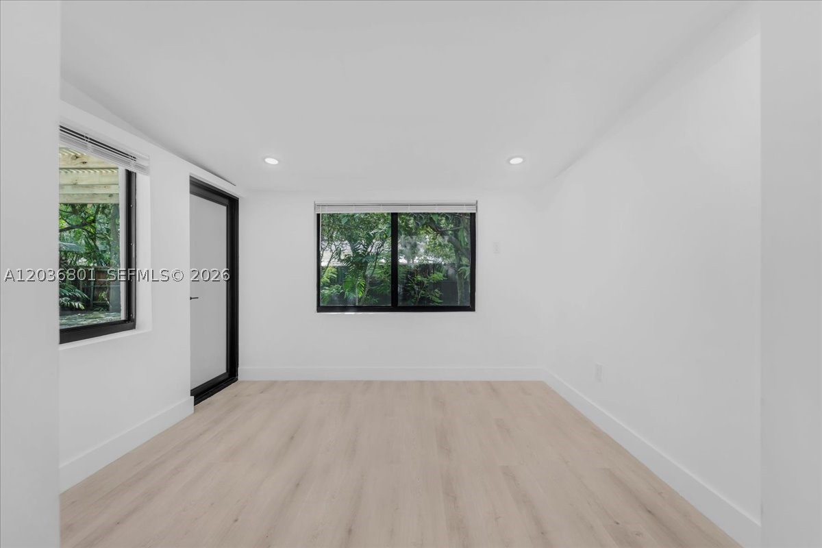 HILLS TRAIL GROVE - Residential Lease