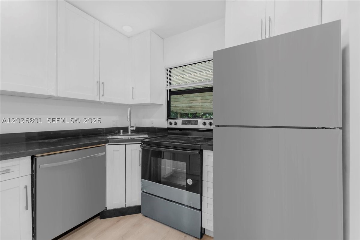 HILLS TRAIL GROVE - Residential Lease
