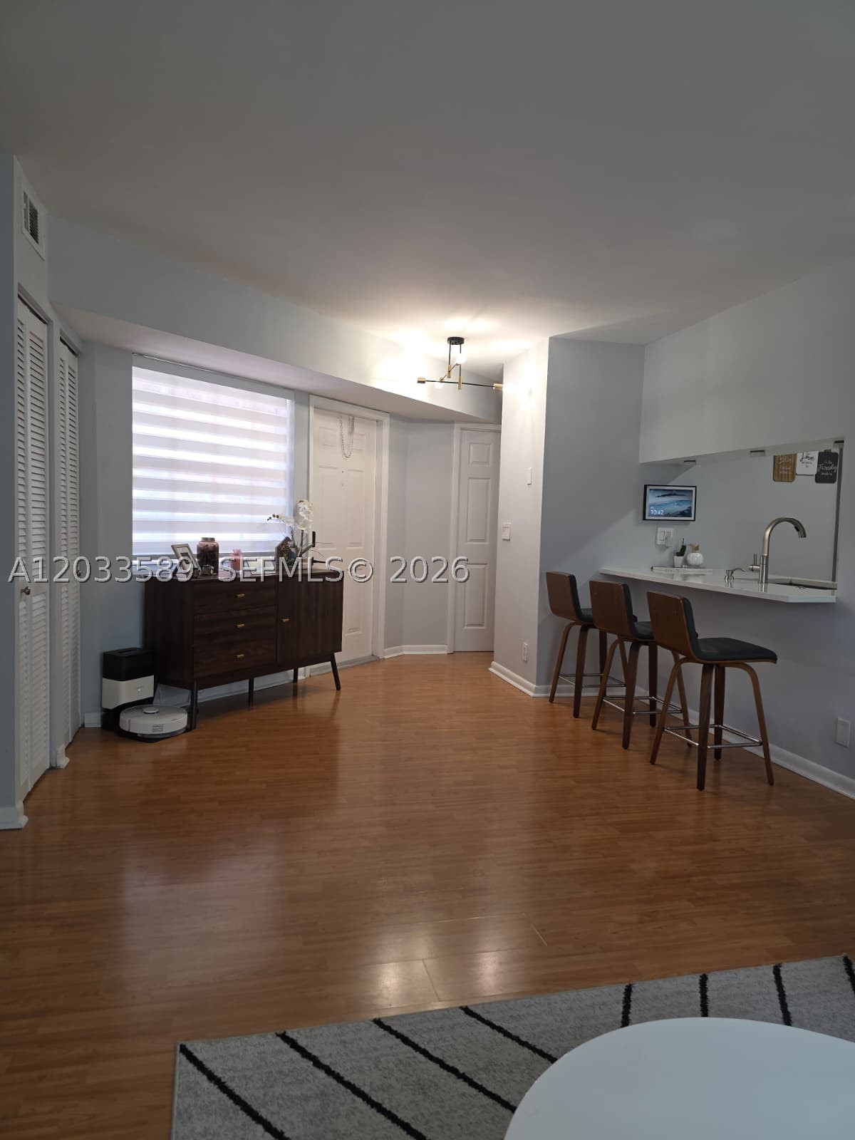 WINDMILL LAKES III CONDO - Residential Lease