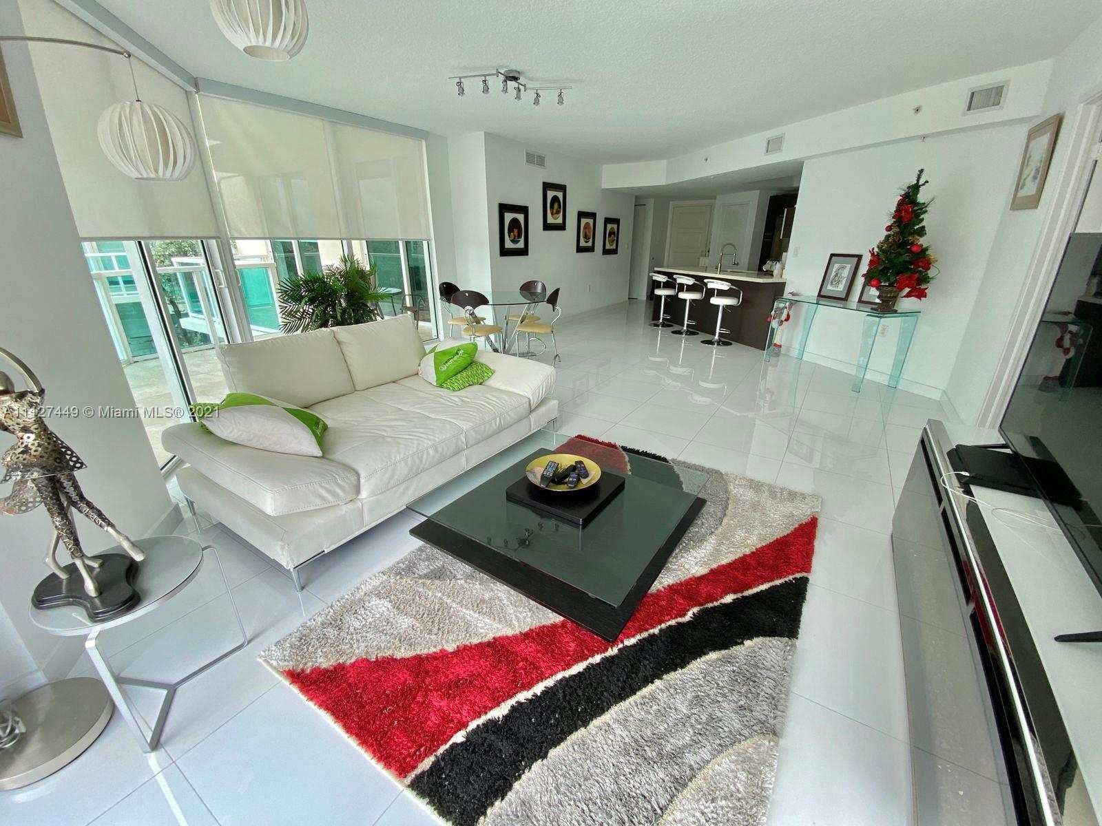 ST TROPEZ ON THE BAY 1 CO - Residential Lease