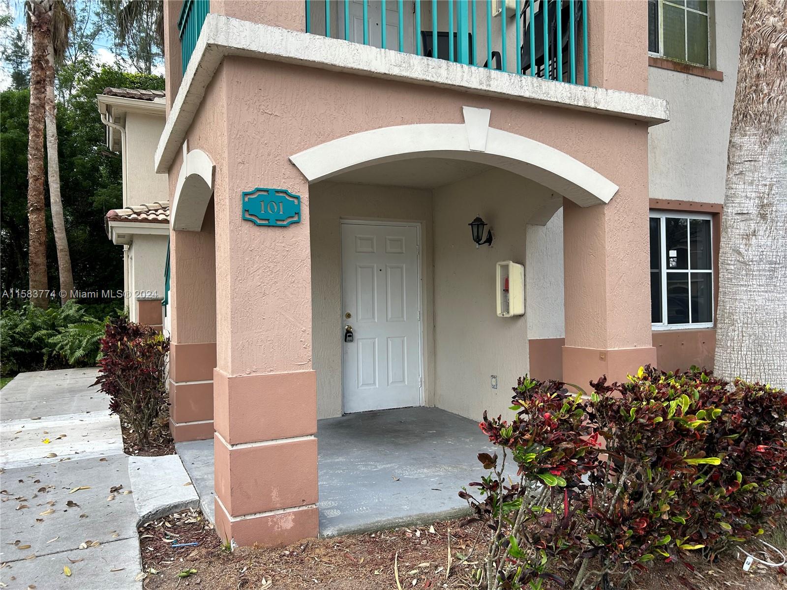 Beautiful unit 3/2 first floor, fresh painted, washer and dryer inside. Move-in ready, this condo is your passport to a vibrant lifestyle. "Schedule a showing today."