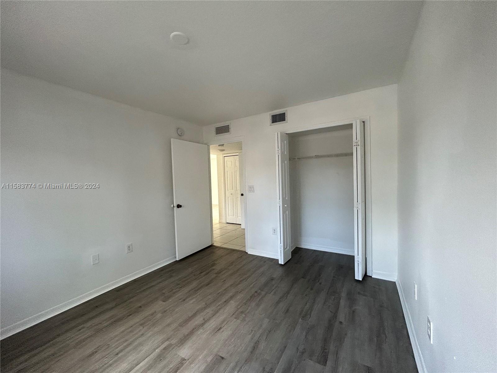 VENETIA GARDENS SOUTH CON - Residential Lease