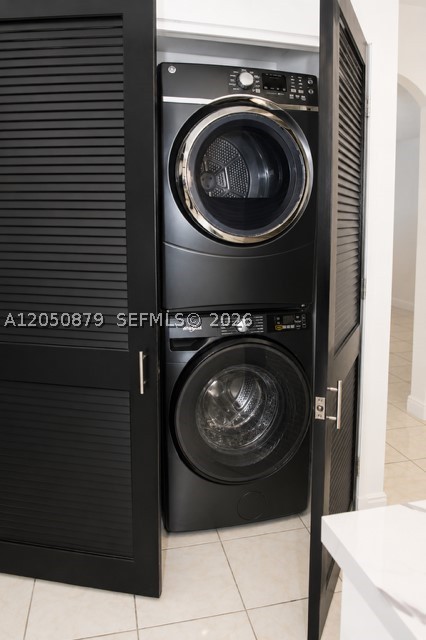 QUASAR TWIN HOMES CONDO - Residential Lease